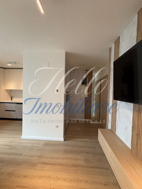 Apartament de vanzare semidecomandat ,2 camere 57mp , zona Vivo