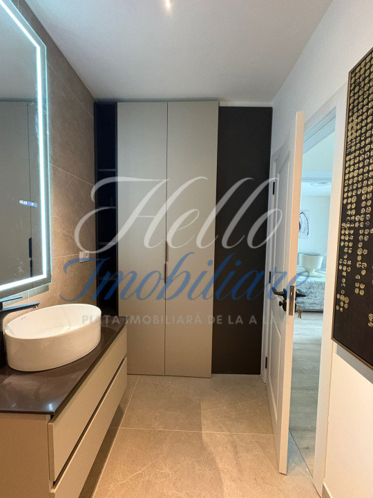 Apartament de vanzare semidecomandat ,2 camere 57mp , zona Vivo