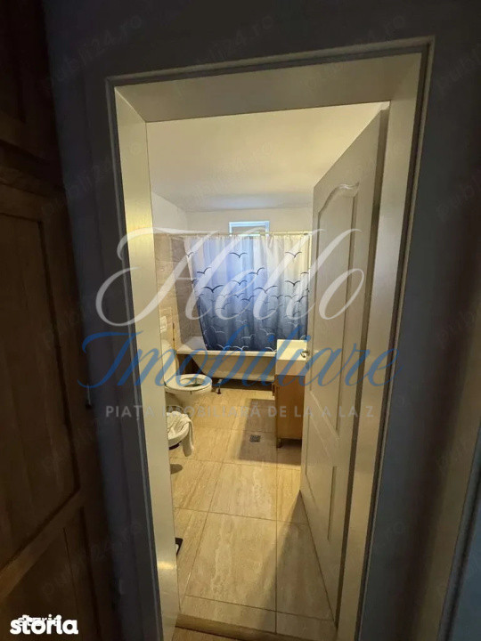 Apartament de vanzare semidecomandat ,3 camere 67 mp , zona Terra