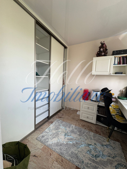 Apartament de lux cu 4 camere + birou, terasa si parcare subterana 