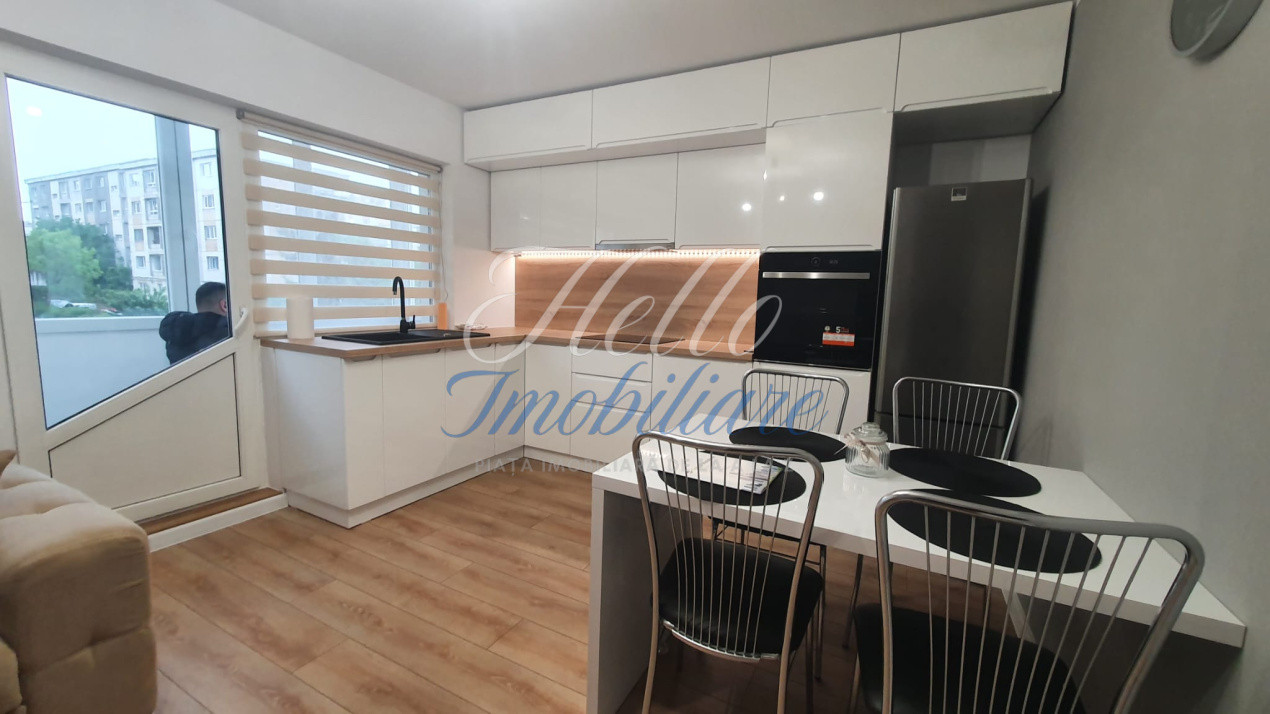 Apartament de vanzare DECOMANDAT ,3 camere 52 mp , zona INTRE LACURI