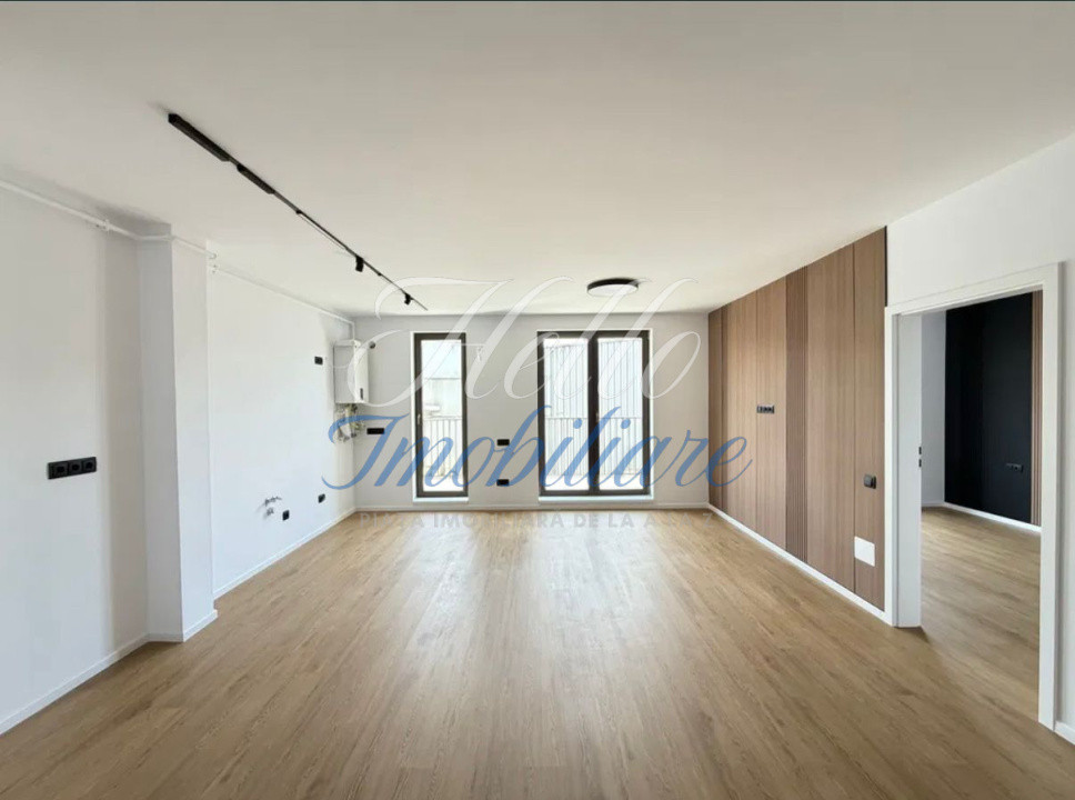 Apartament de vanzare semidecomandat ,2 camere 53mp , zona Eroiloe