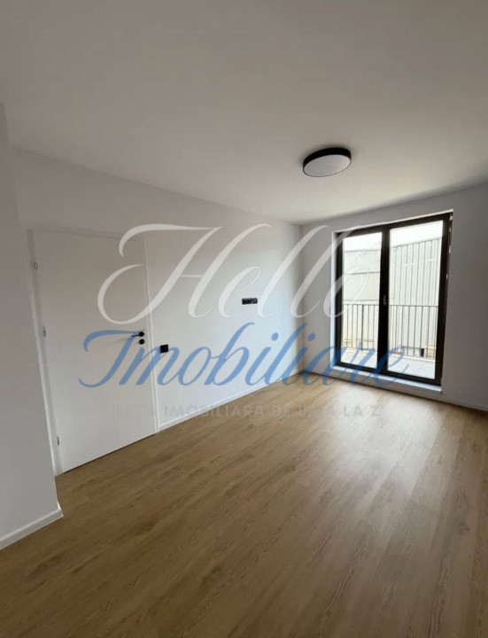 Apartament de vanzare semidecomandat ,2 camere 53mp , zona Eroiloe