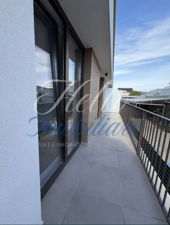 Apartament de vanzare semidecomandat ,2 camere 53mp , zona Eroiloe