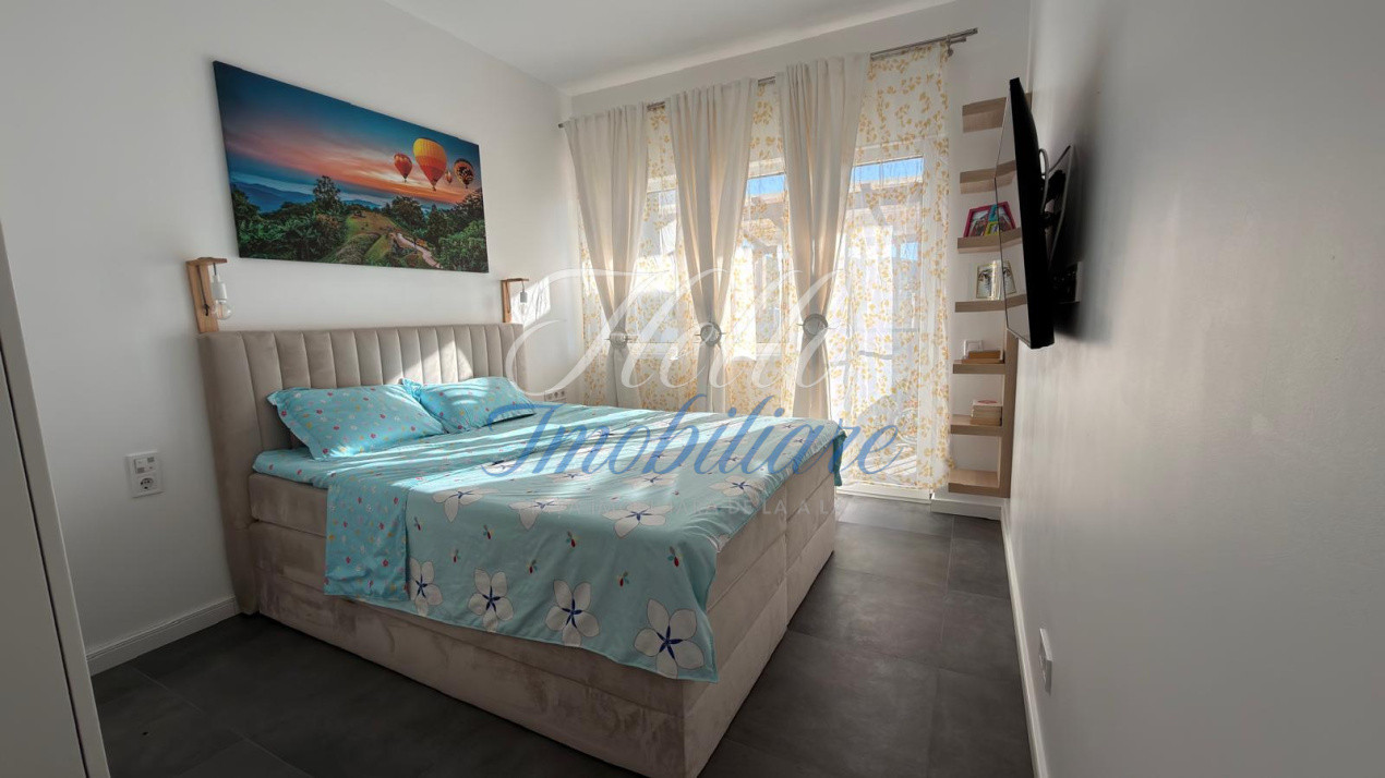 Apartament de vanzare ,3 camere 65 mp /GRADINA 51MP, zona SUB CETATE 