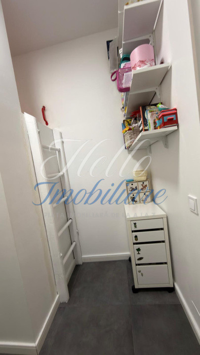Apartament de vanzare ,3 camere 65 mp /GRADINA 51MP, zona SUB CETATE 