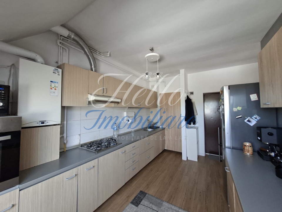 Apartament PE 2 NIVELE , 80 mp zona Porii 