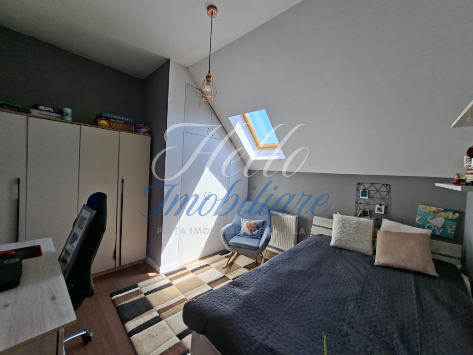 Apartament PE 2 NIVELE , 80 mp zona Porii 