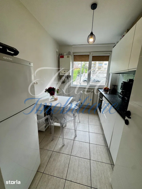 Apartament 2 camere 55mp, zona