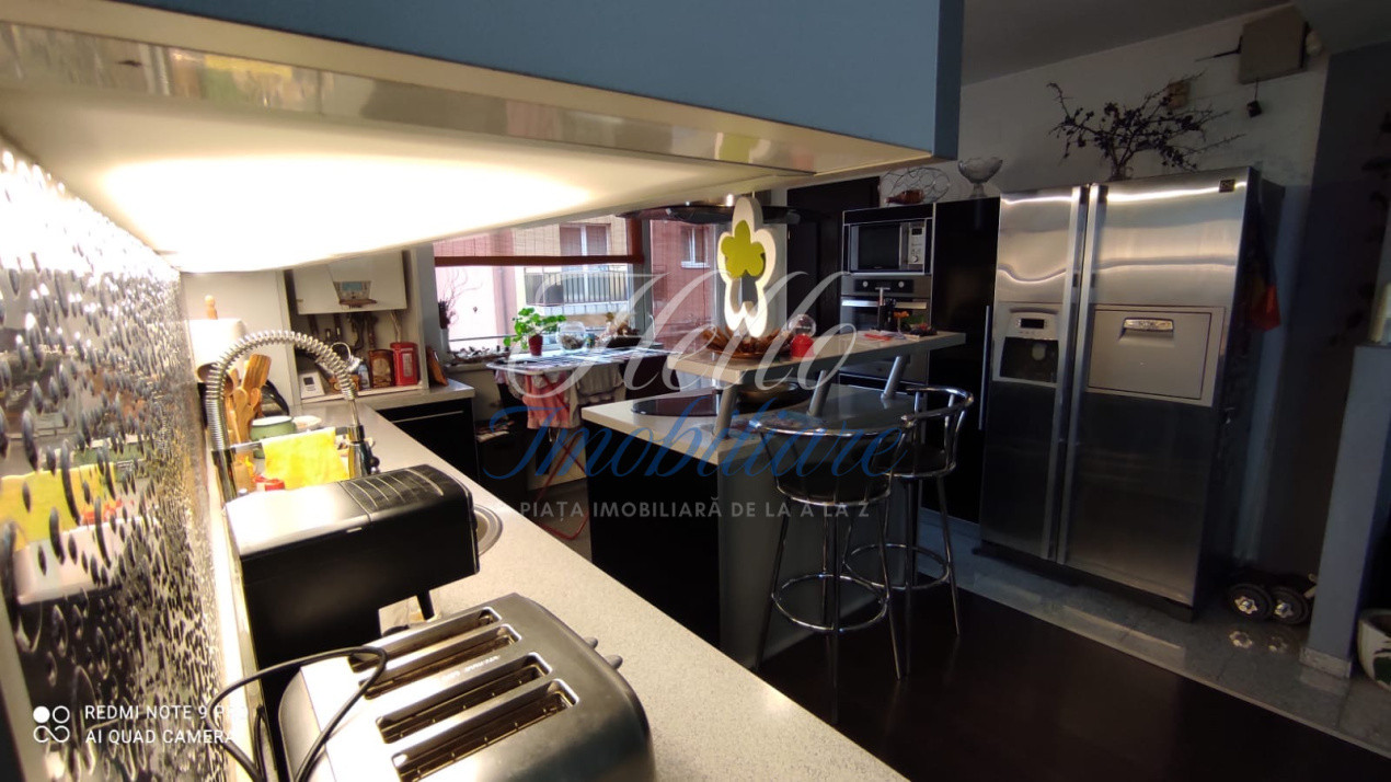 Apartament 3 camere , 98 mp + 2 parcari , zona Buna Ziua , Cluj