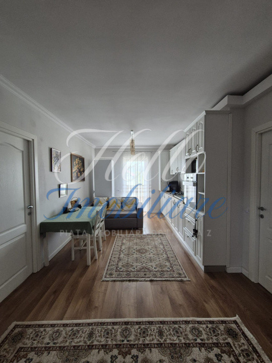 Apartament 3 camere , 56 MP ,zona Florilor 