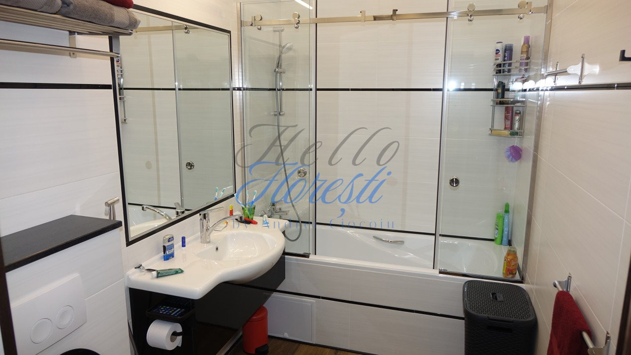 Apartament 3 camere, 64 mp, ultrafinisat, cu terasa, Zona Vivo Cluj!