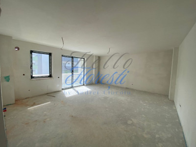 Apartament 54mp - 2 camere- parcare - zona Eroilor, Floresti!
