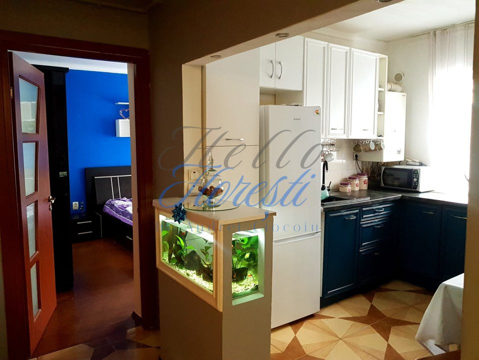 Apartament 2 camere 52mp, semidecomandat, zona Florilor 