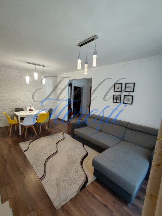 Apartament 2 camere 52mp, semidecomandat, zona Florilor 