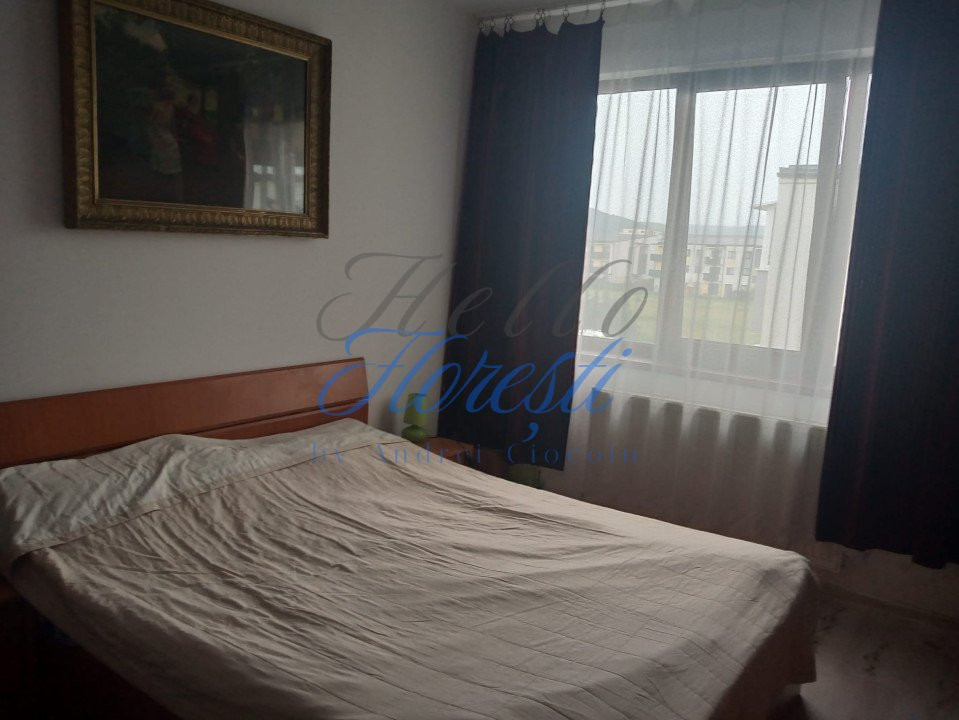 Apartament de 3 camere, semidecomandat, in zona Sesul de Sus