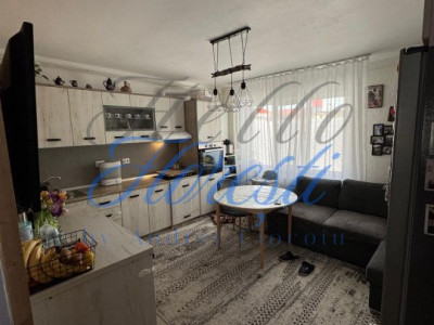 Apartament 3 camere, 50 mp, zona Terra